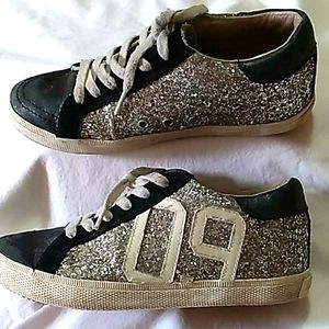 Kim & Zozi hippie bling  sneakers 👟